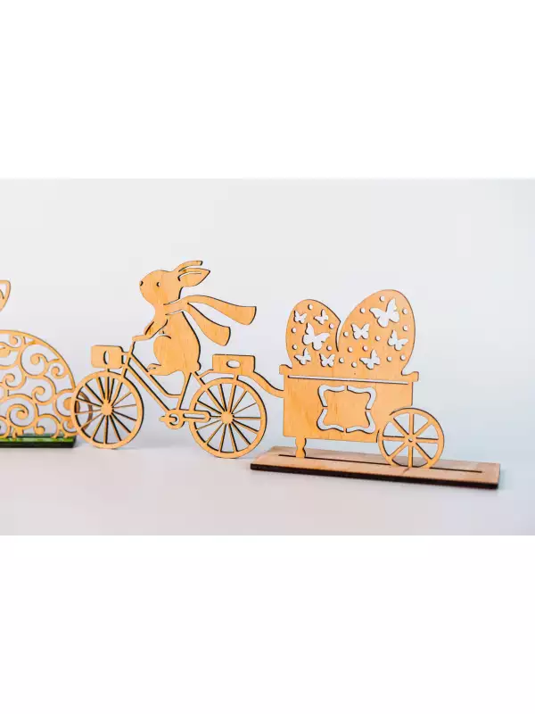 Zajíček no kole s vozíkem